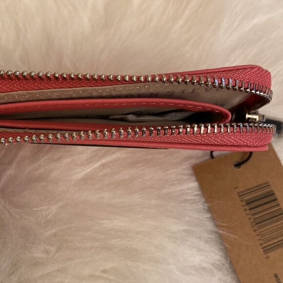 NWT Steve Madden Raspberry (bslim) Mini Wallet - Picture 6 of 6